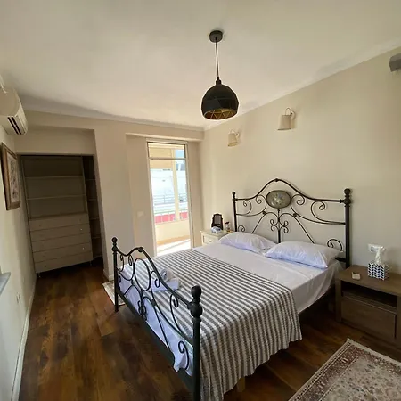 Center Penthouse Apartman